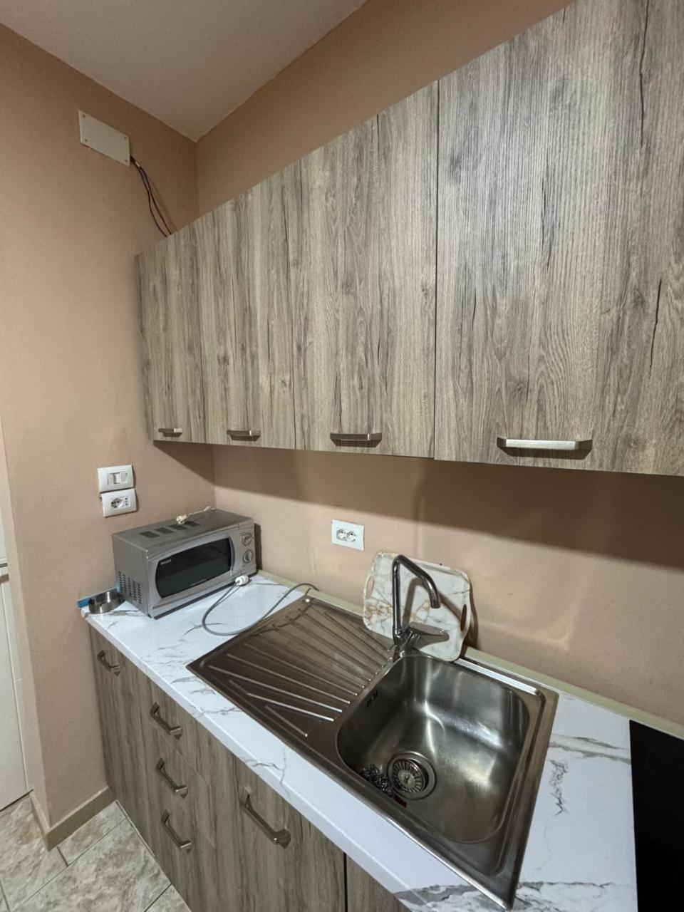 Miqt Guest House Shkodër エクステリア 写真